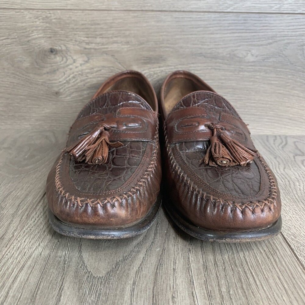 Johnston & Murphy Men's Size 10.5 M Brown Tassel Loafer Style Leather Shoes - Picture 2 of 10
